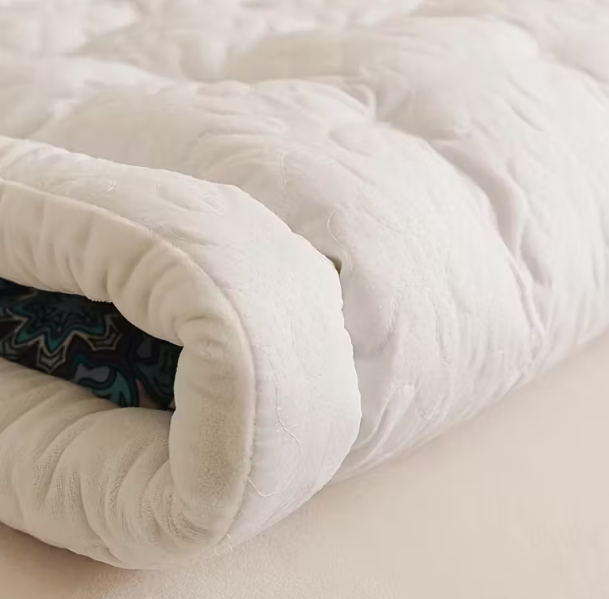 PatchLuxe™ — Comodidad, estilo y personalidad en un solo gesto. 🛋️✨